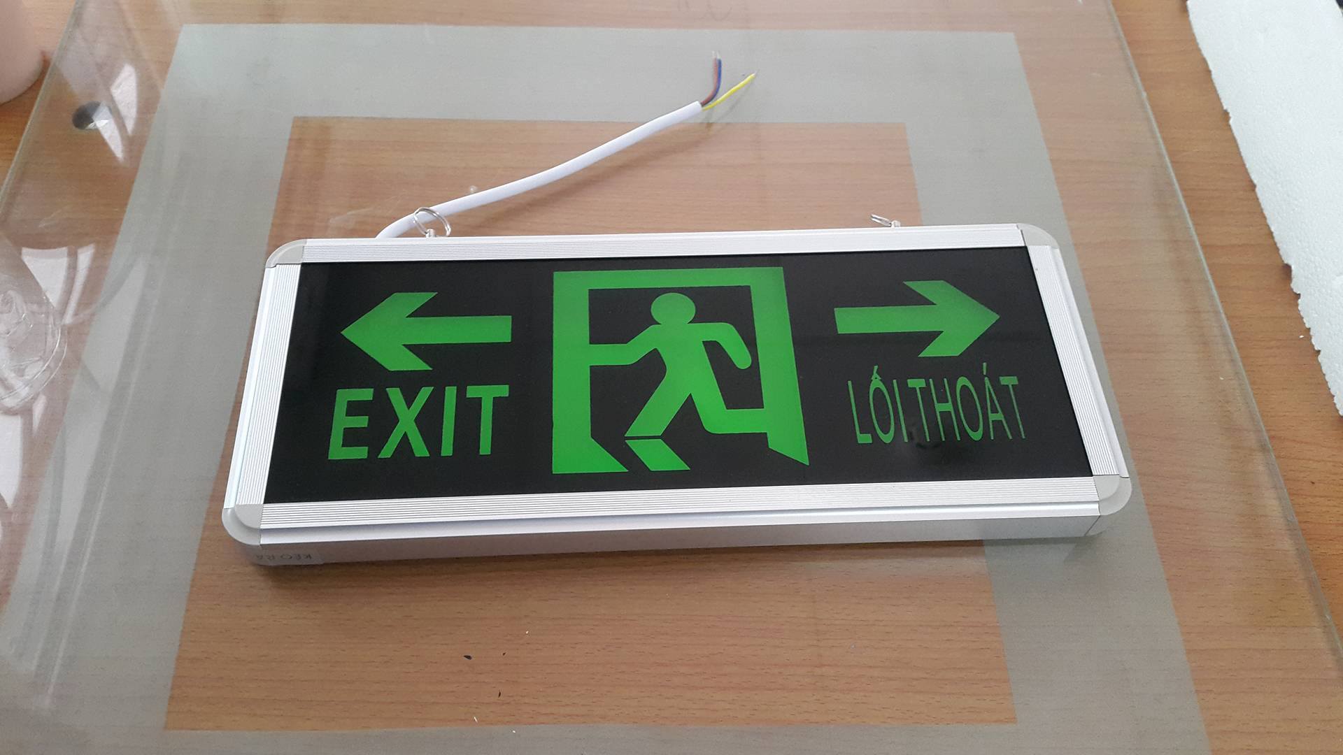 Đèn Exit chỉ hướng hai mặt AKT